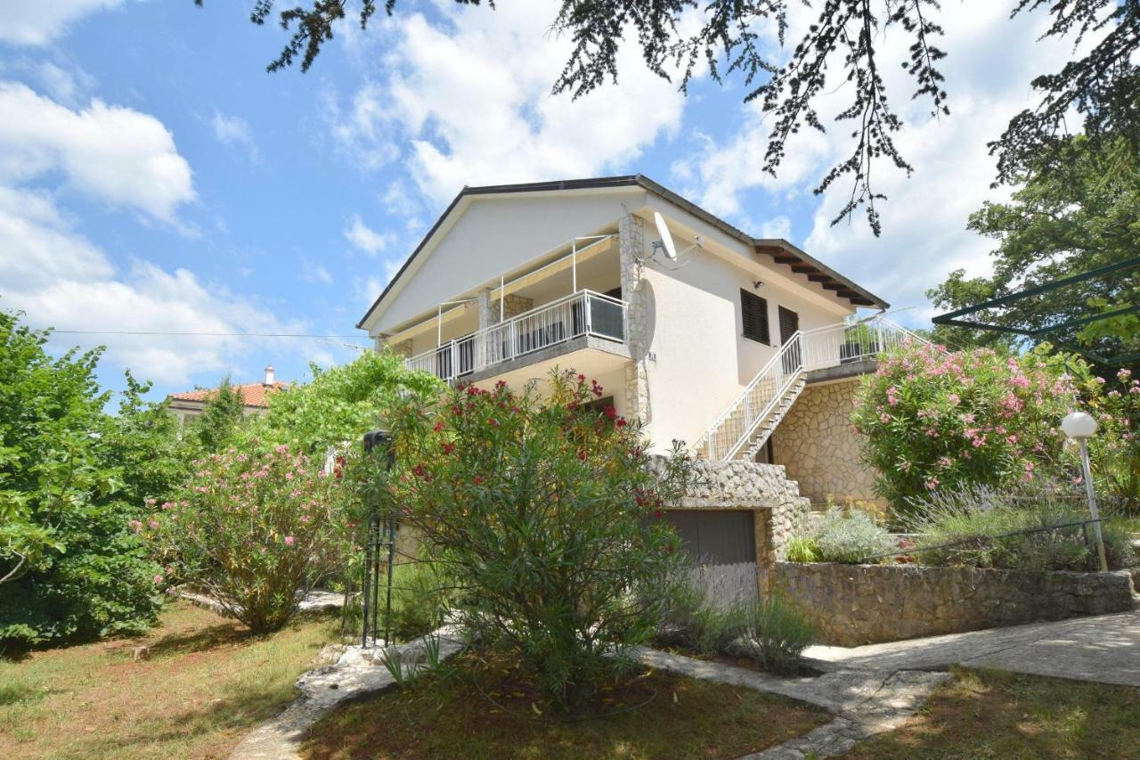 Apartments Jadanec Malinska Exterior photo